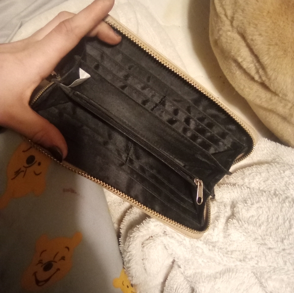 Wallet - Picture 6 of 6